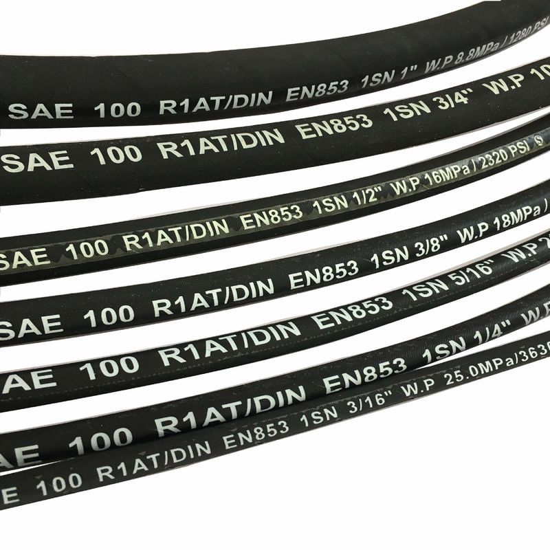 Flexible DIN EN853 1SN Stahldraht geflochtener Gummischlauch für biologisch abbaubares Hydrauliköl